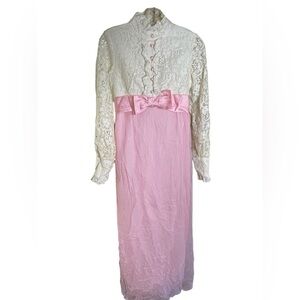 Vintage 1970 women’s union made dress